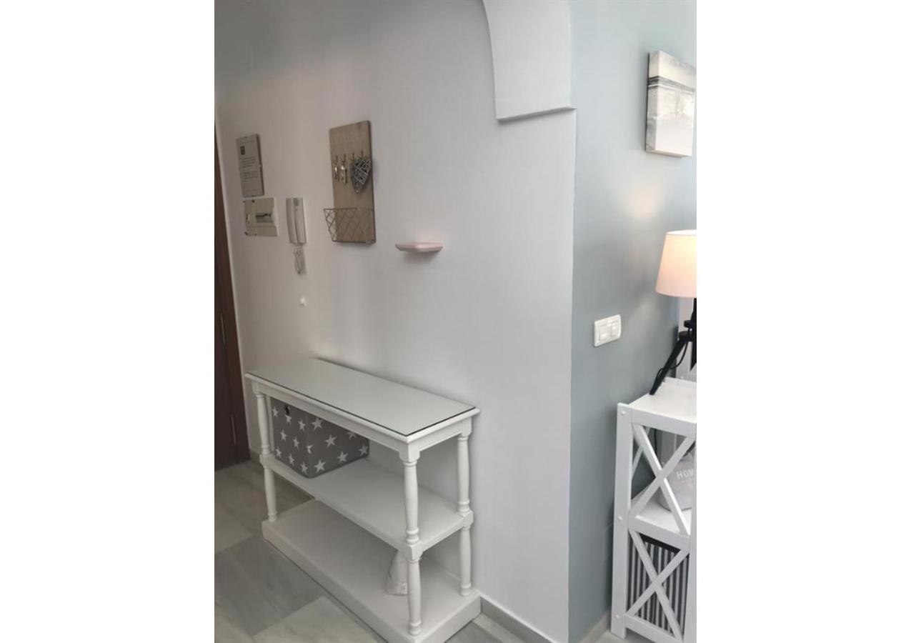Sunny Apartment On Burriana Beach Нерха Екстериор снимка
