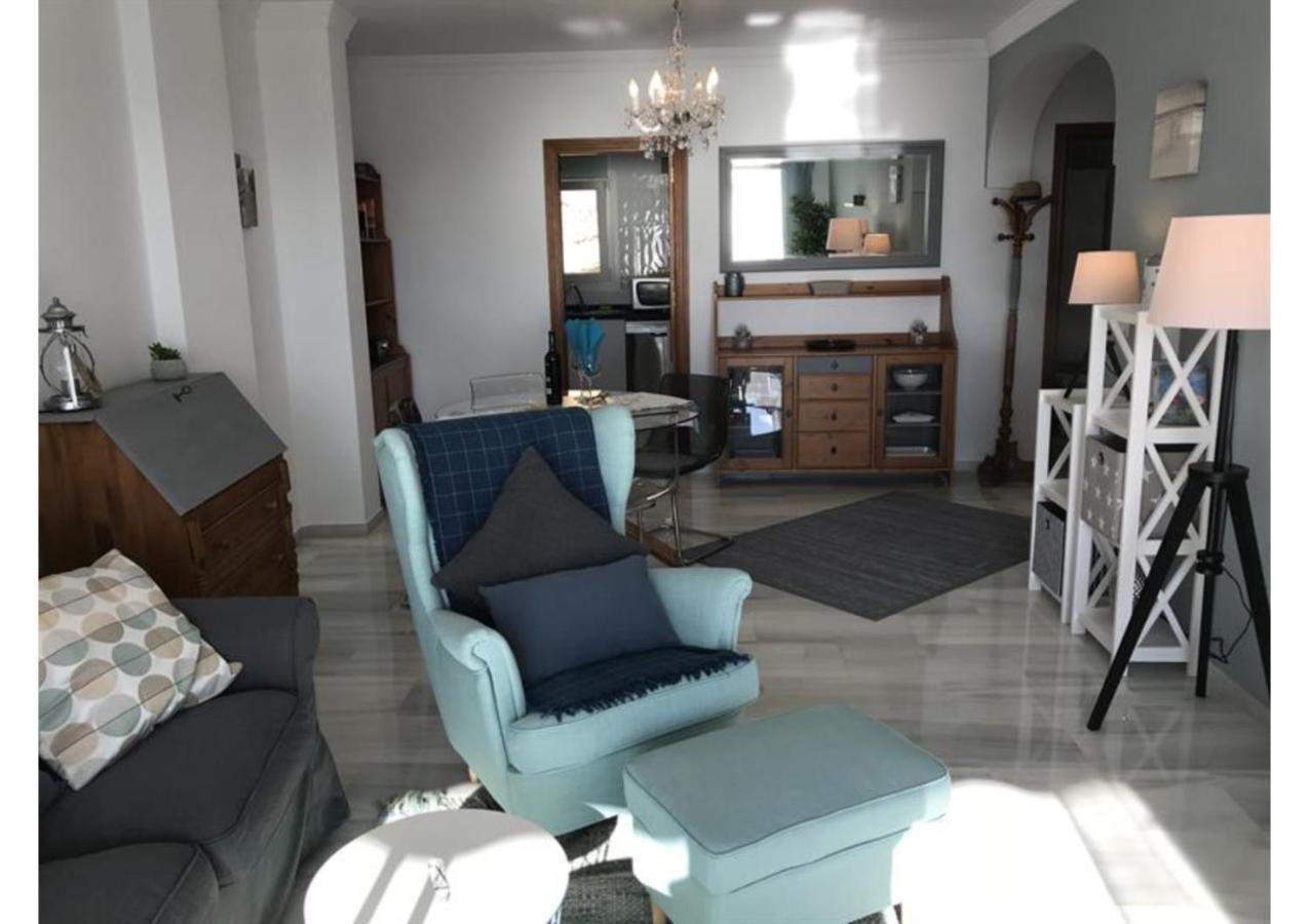Sunny Apartment On Burriana Beach Нерха Екстериор снимка