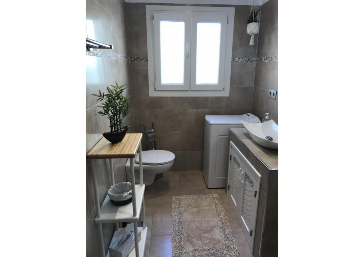 Sunny Apartment On Burriana Beach Нерха Екстериор снимка